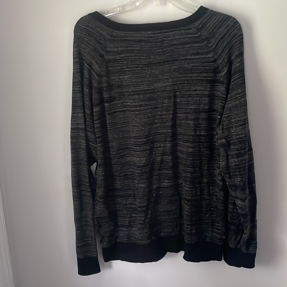 American eagle charcoal gray sweater - Picture 2 of 2
